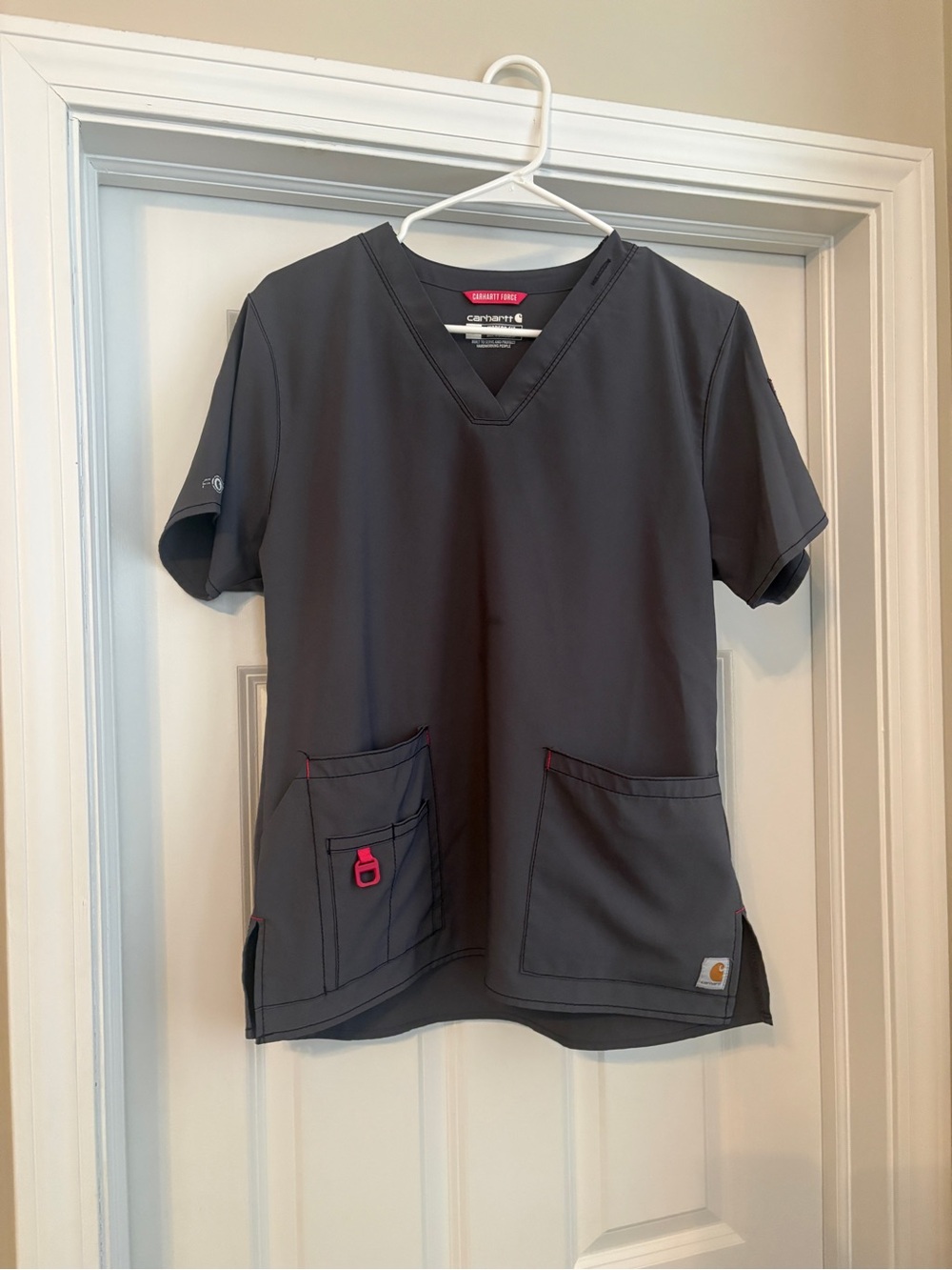 Carhartt Force Modern Fit Charcoal Scrub Top Women’s Medium Healthcare